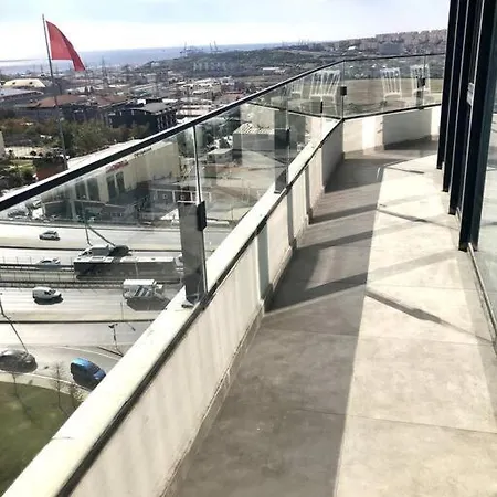 Secured Lux 2 + 1 - Gym, Sauna & Parking Appartement *