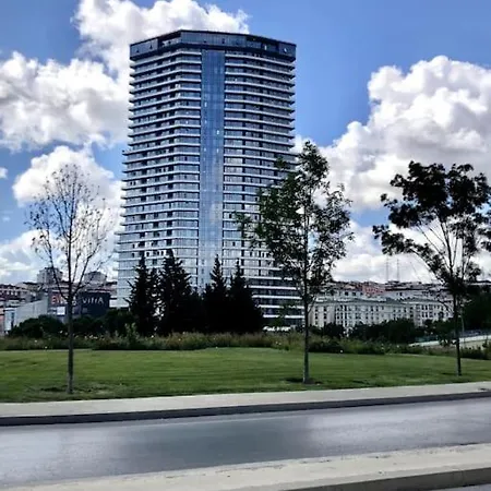 Secured Lux 2 + 1 - Gym, Sauna & Parking