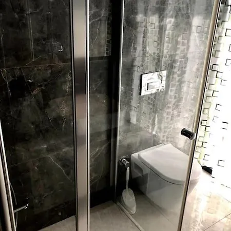 Апартаменты Secured Lux 2 + 1 - Gym, Sauna & Parking